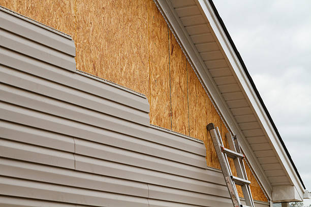 24/7 Emergency Vinyl Siding experts in Warren, OH